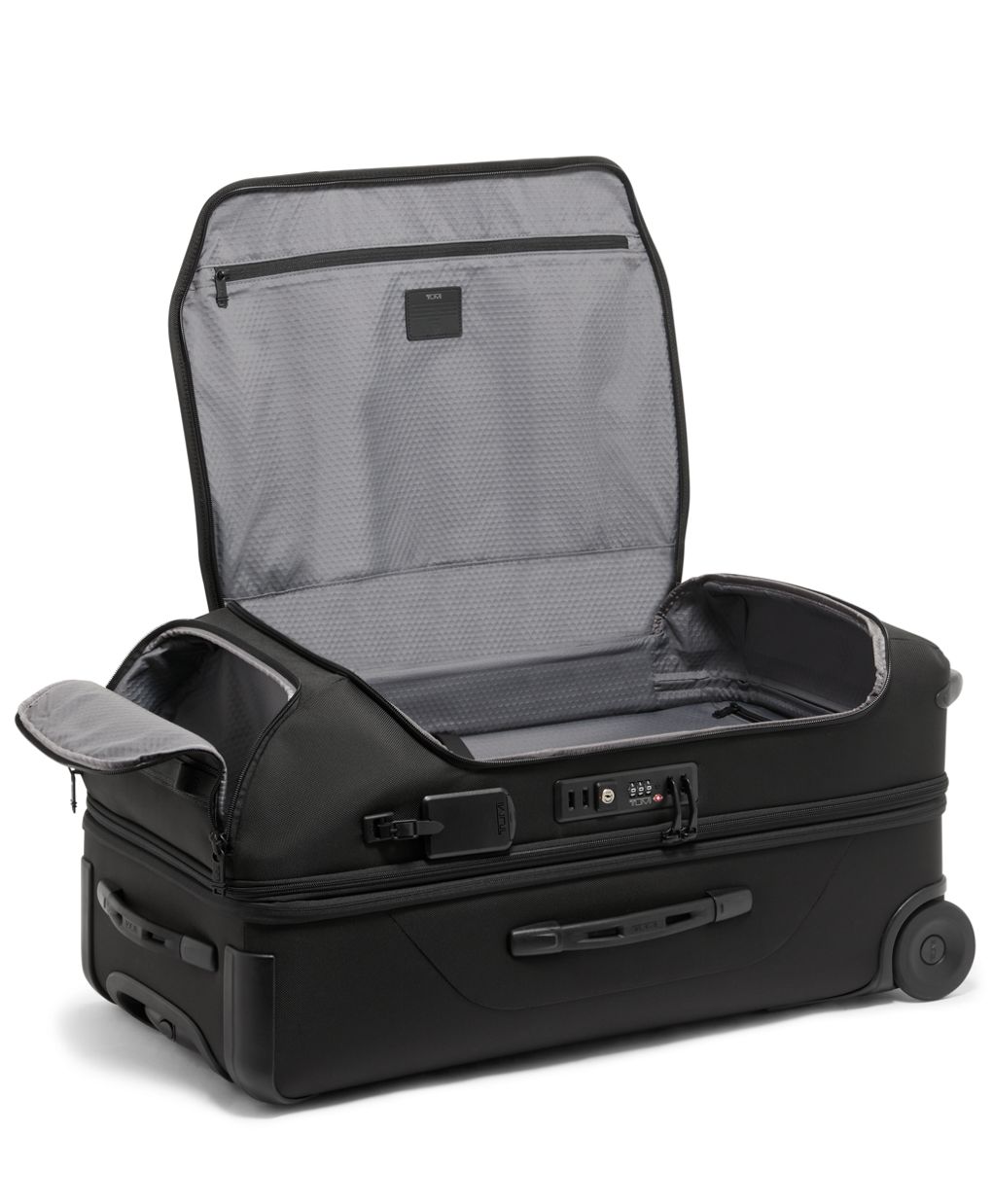 Tumi merge wheeled shop duffel packing case