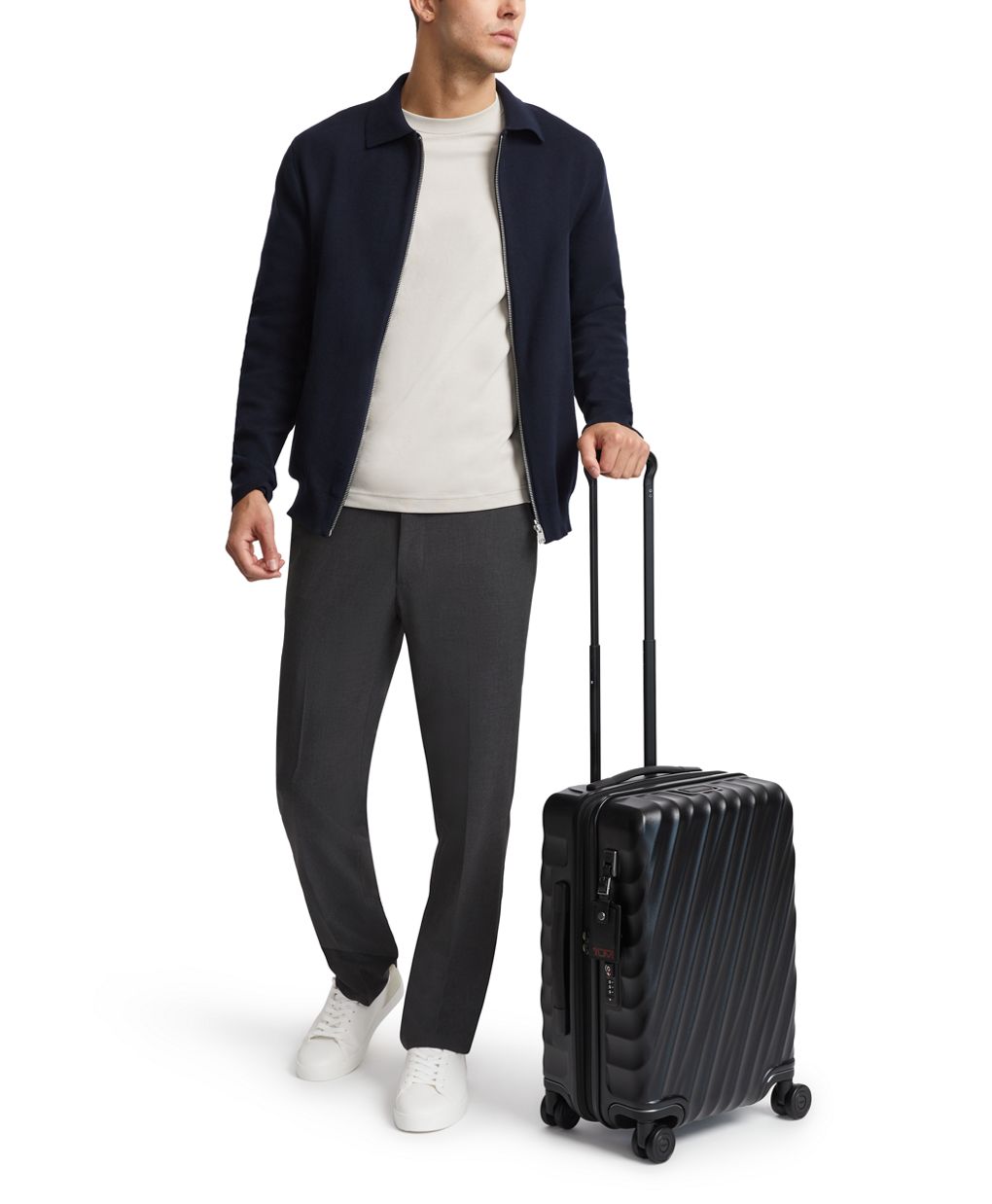 Tumi international clearance slim carry on