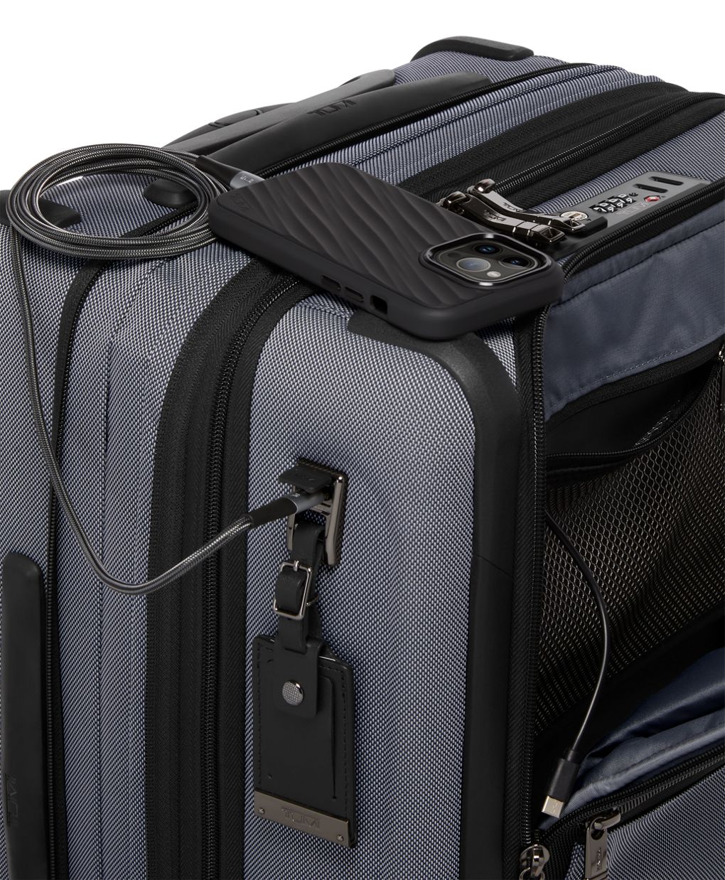 Continental Dual Access 4 Wheeled Carry-On