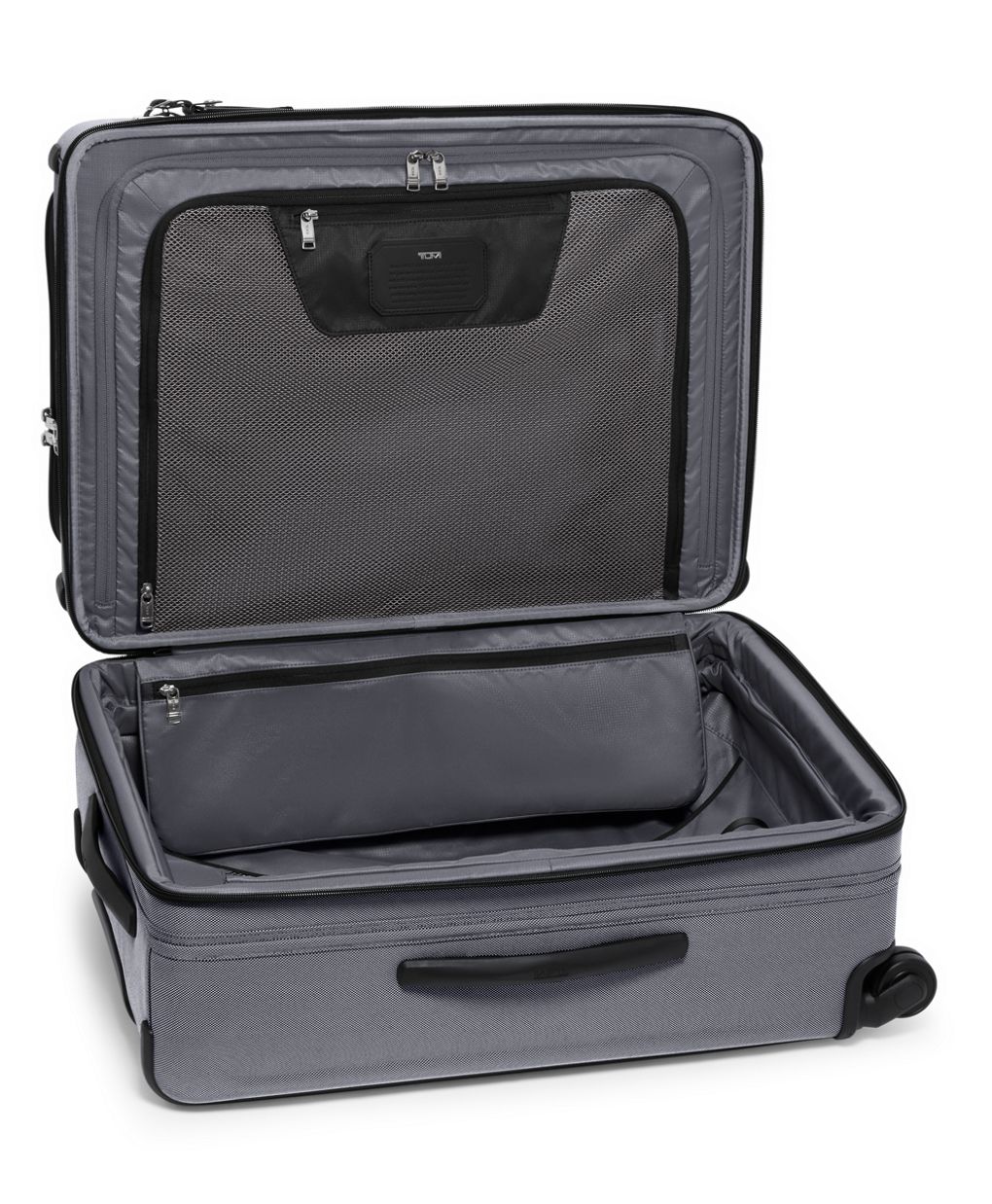 Short Trip Expandable 4 Wheeled Packing Case | Tumi CA