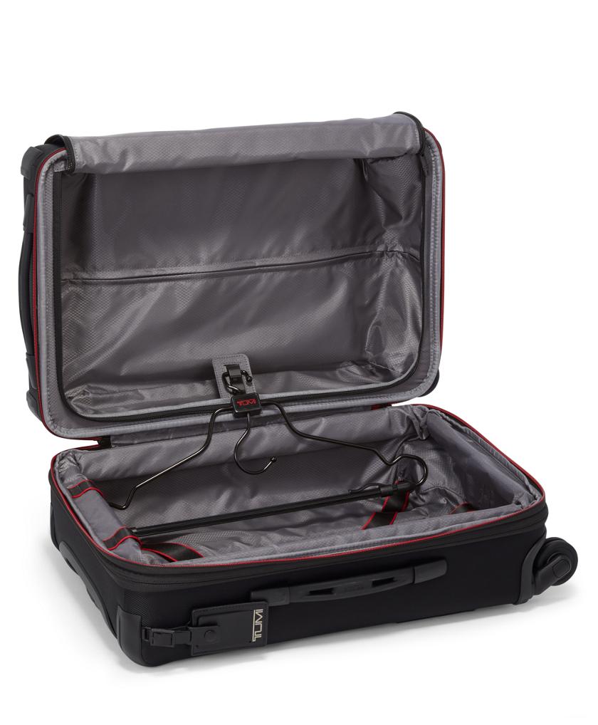 International Expandable 4 Wheeled Carry-On