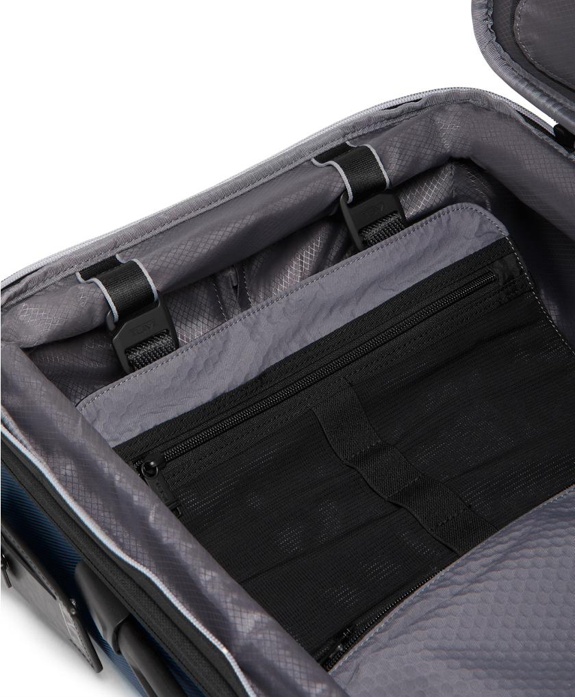 International Expandable 4 Wheeled Carry-On