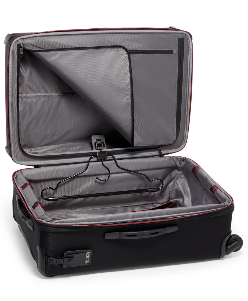 Short Trip Expandable 4 Wheeled Packing Case