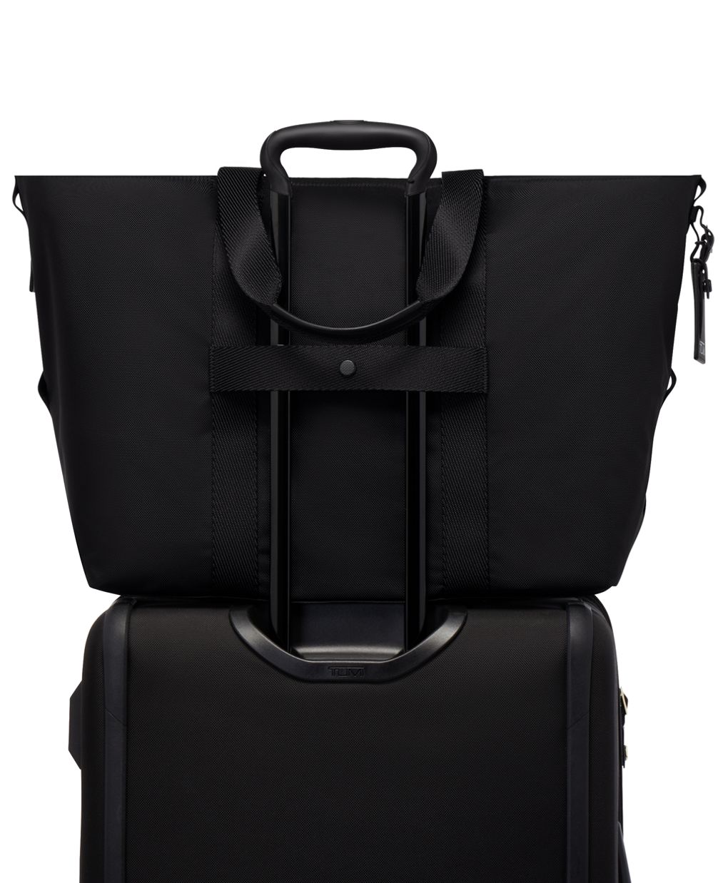 Essential Large East West Tote | Tumi US