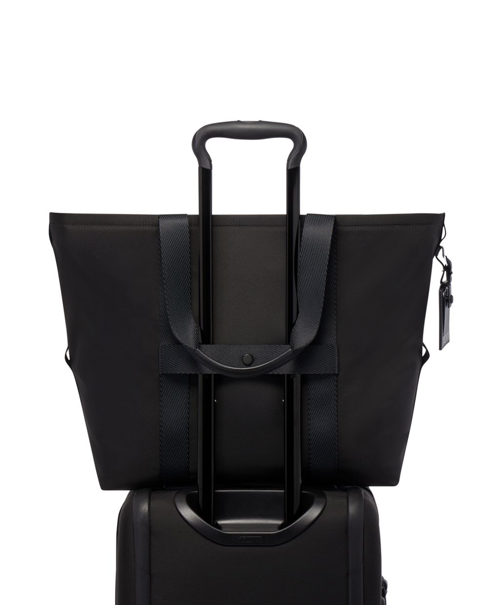 Essential Medium East West Tote | Tumi US Essential Medium East West Tote | Tumi US