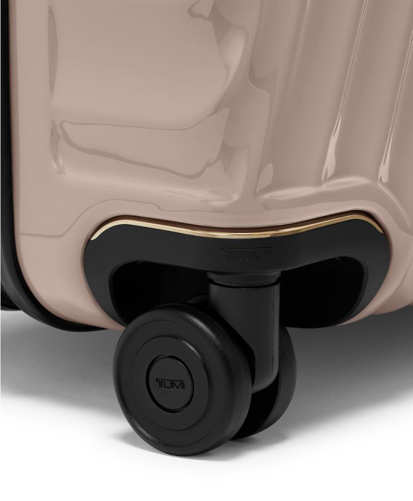 Extended Trip Expandable 4 Wheel Packing Case
