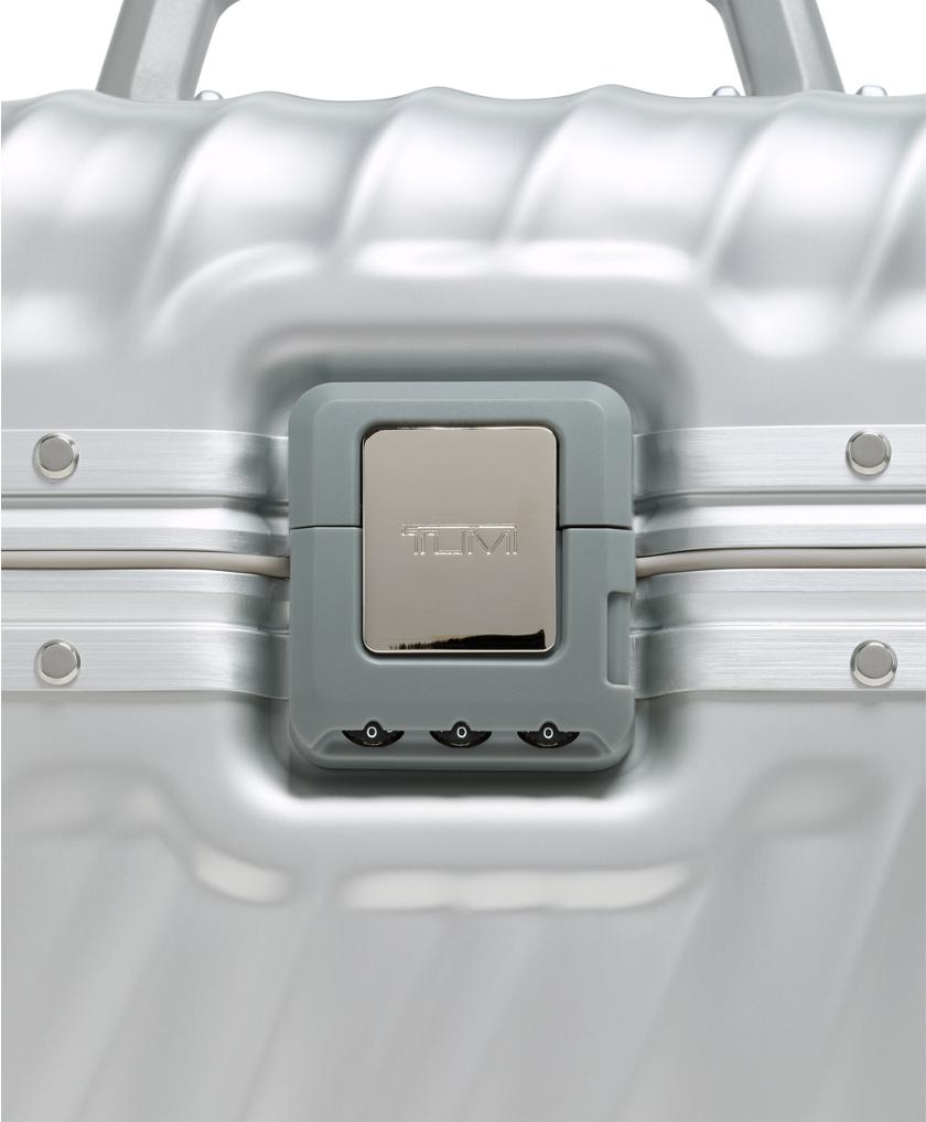 Train Case