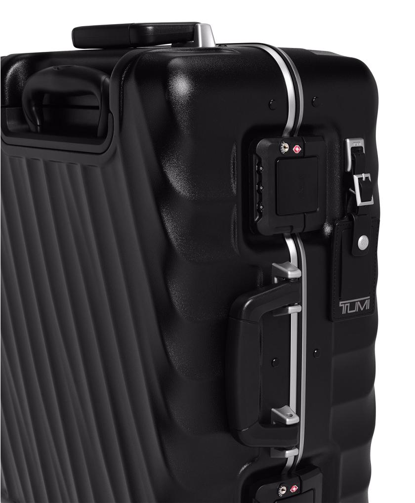 International 4 Wheeled Carry-On