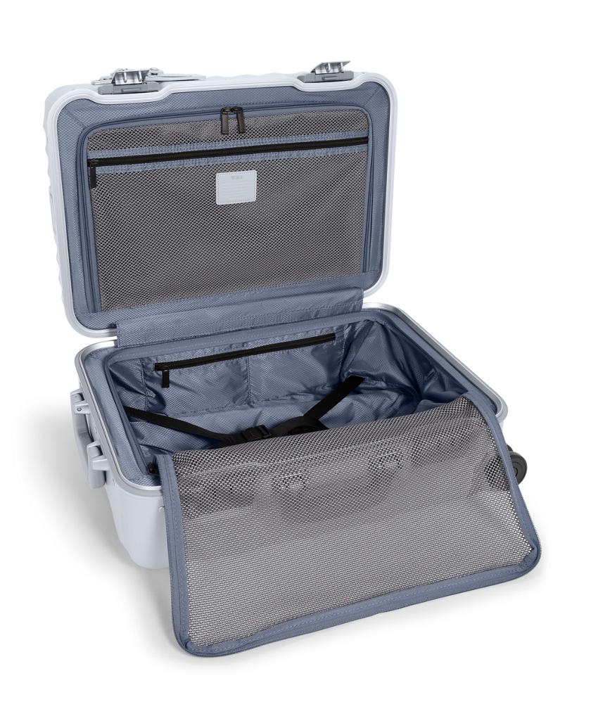 International 4 Wheeled Carry-On