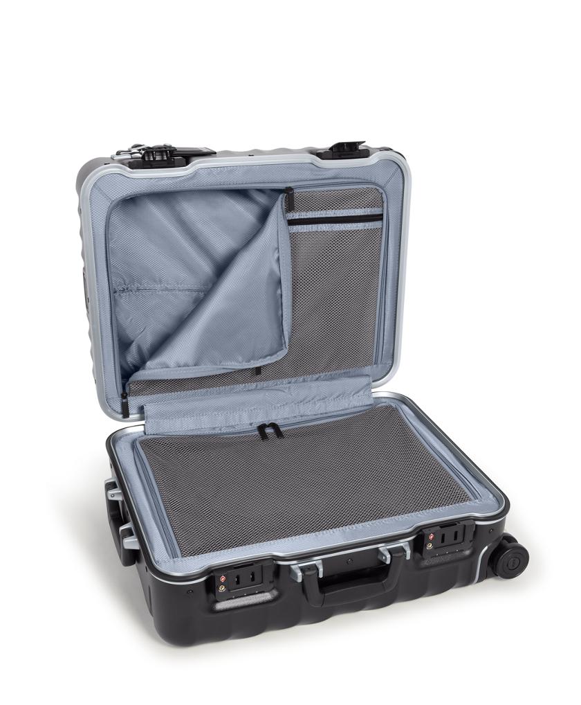 Continental 4 Wheeled Carry-On