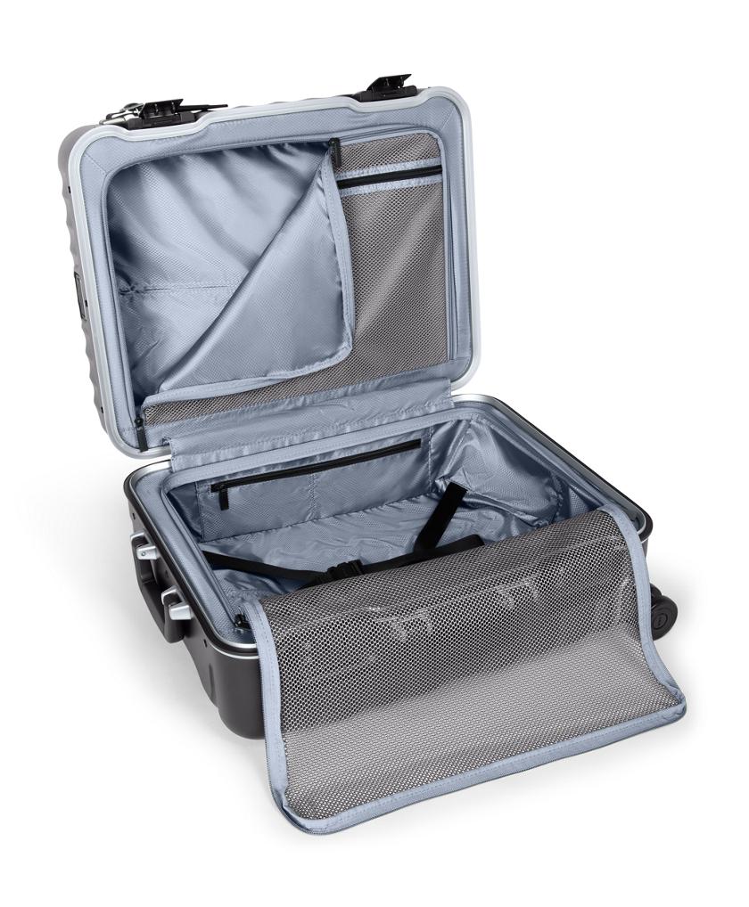 Continental 4 Wheeled Carry-On