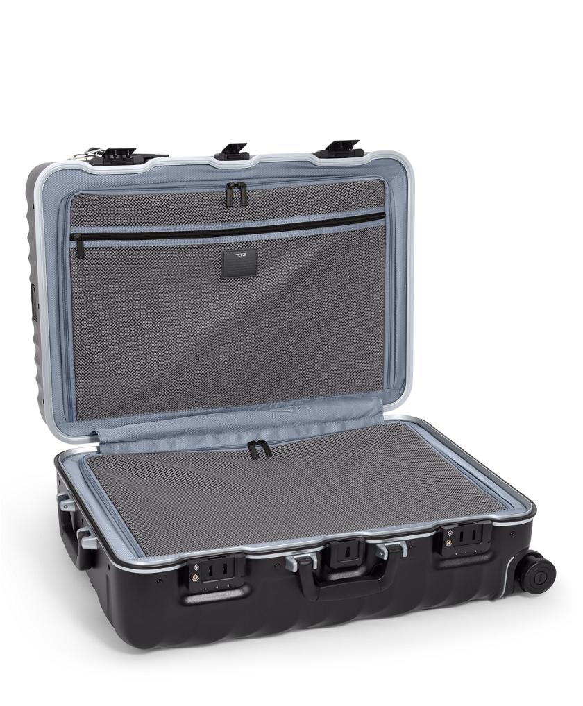 Short Trip 4 Wheeled Packing Case