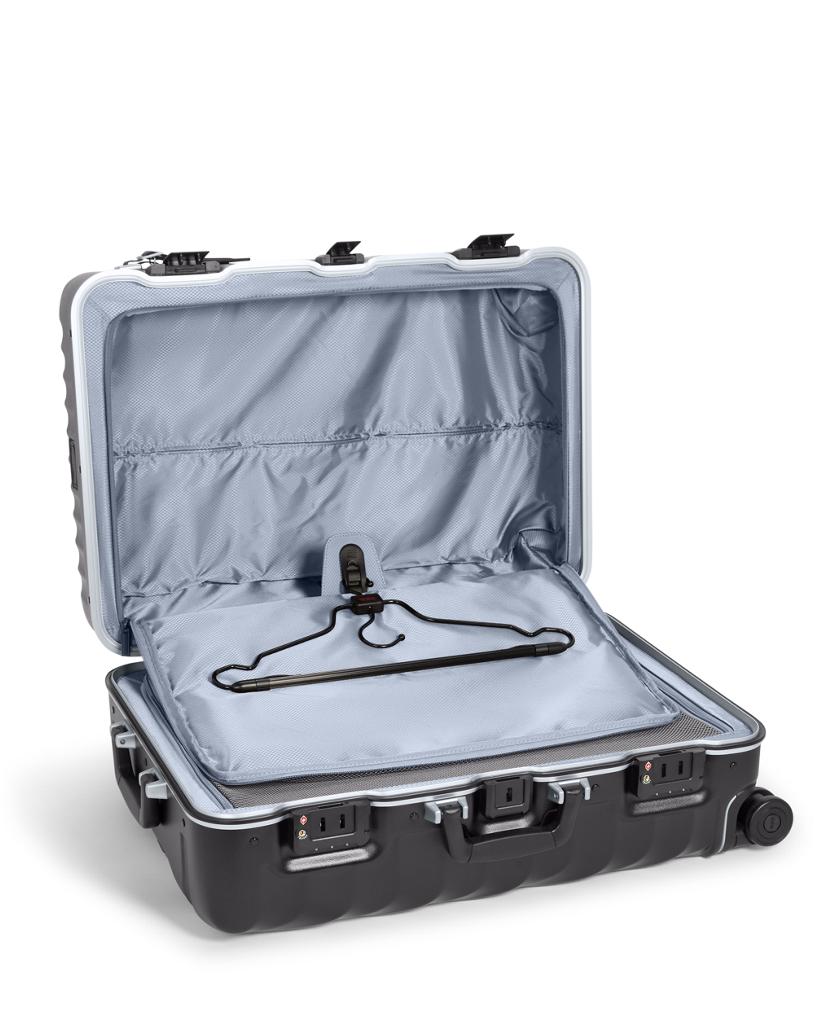 Short Trip 4 Wheeled Packing Case