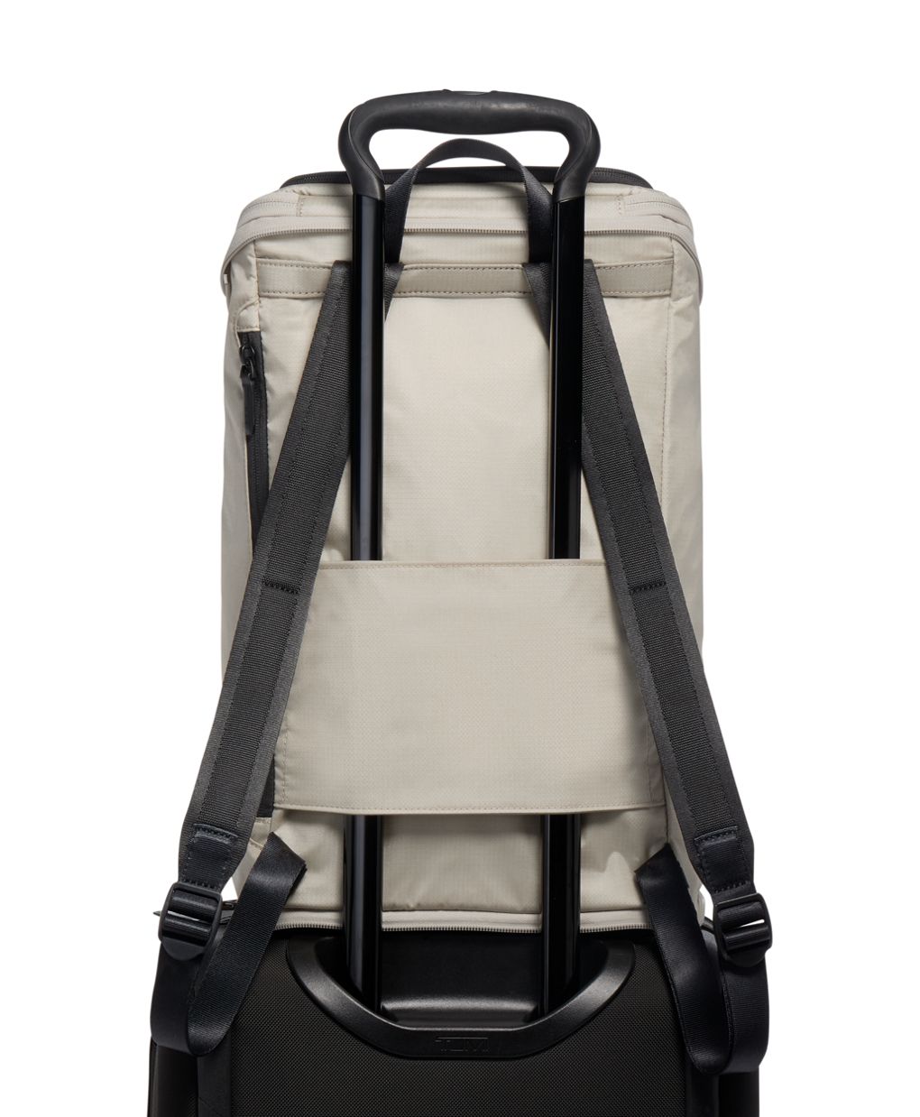 tumi 折りたたみ式バックパック セール packable backpack