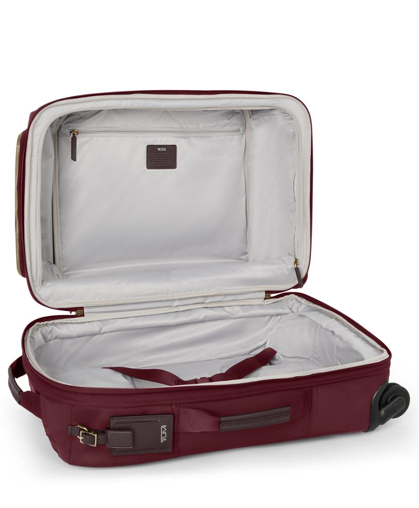 L&eacute;ger International Expandable Carry-On