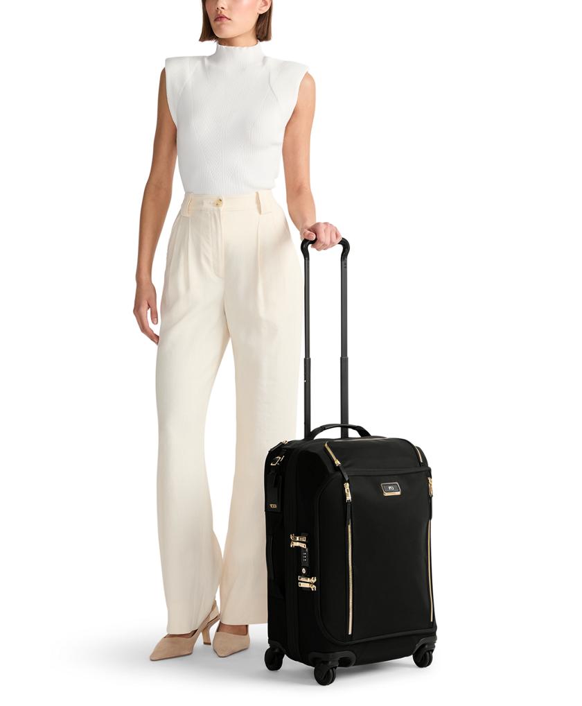 L&eacute;ger International Expandable Carry-On