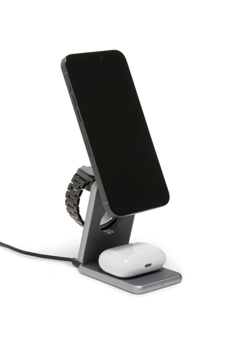 Tech Travel Cases: Phones, Laptops, & Tablets | Tumi US