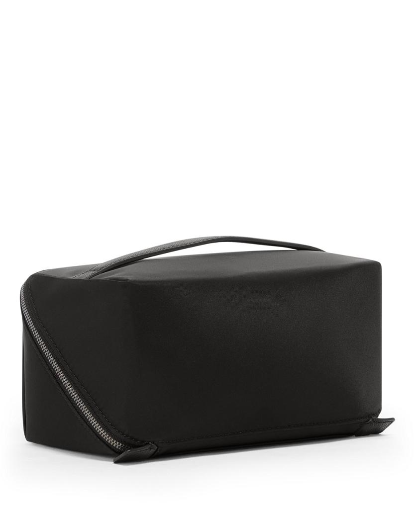Dallas Cosmetic | Tumi US