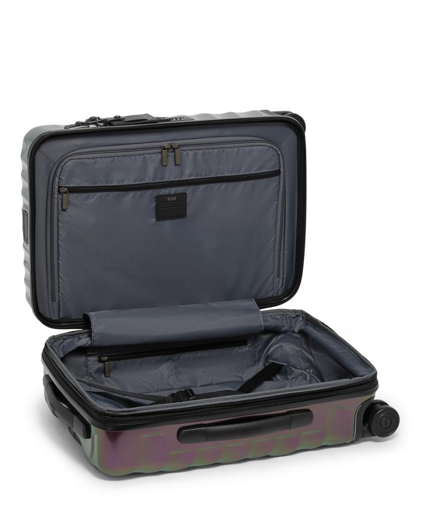 International Expandable 4 Wheeled Carry-On