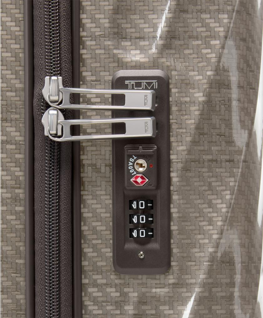 Continental 4 Wheeled Carry-On