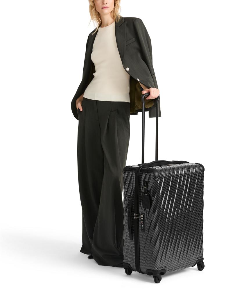 Short Trip 4 Wheeled Packing Case