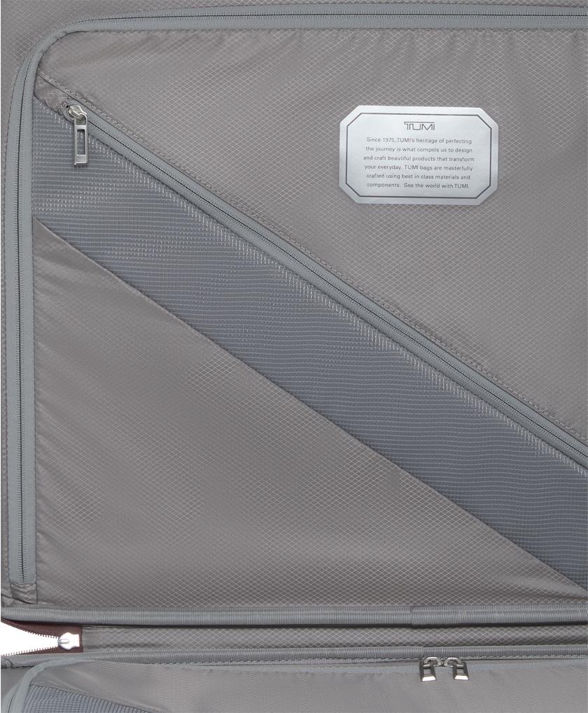 Short Trip 4 Wheeled Packing Case