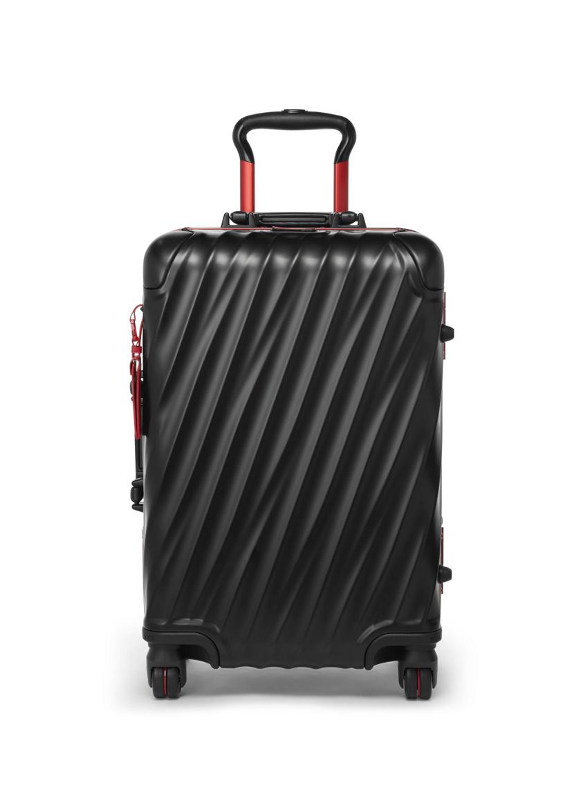 19 Degree Collection | Tumi US