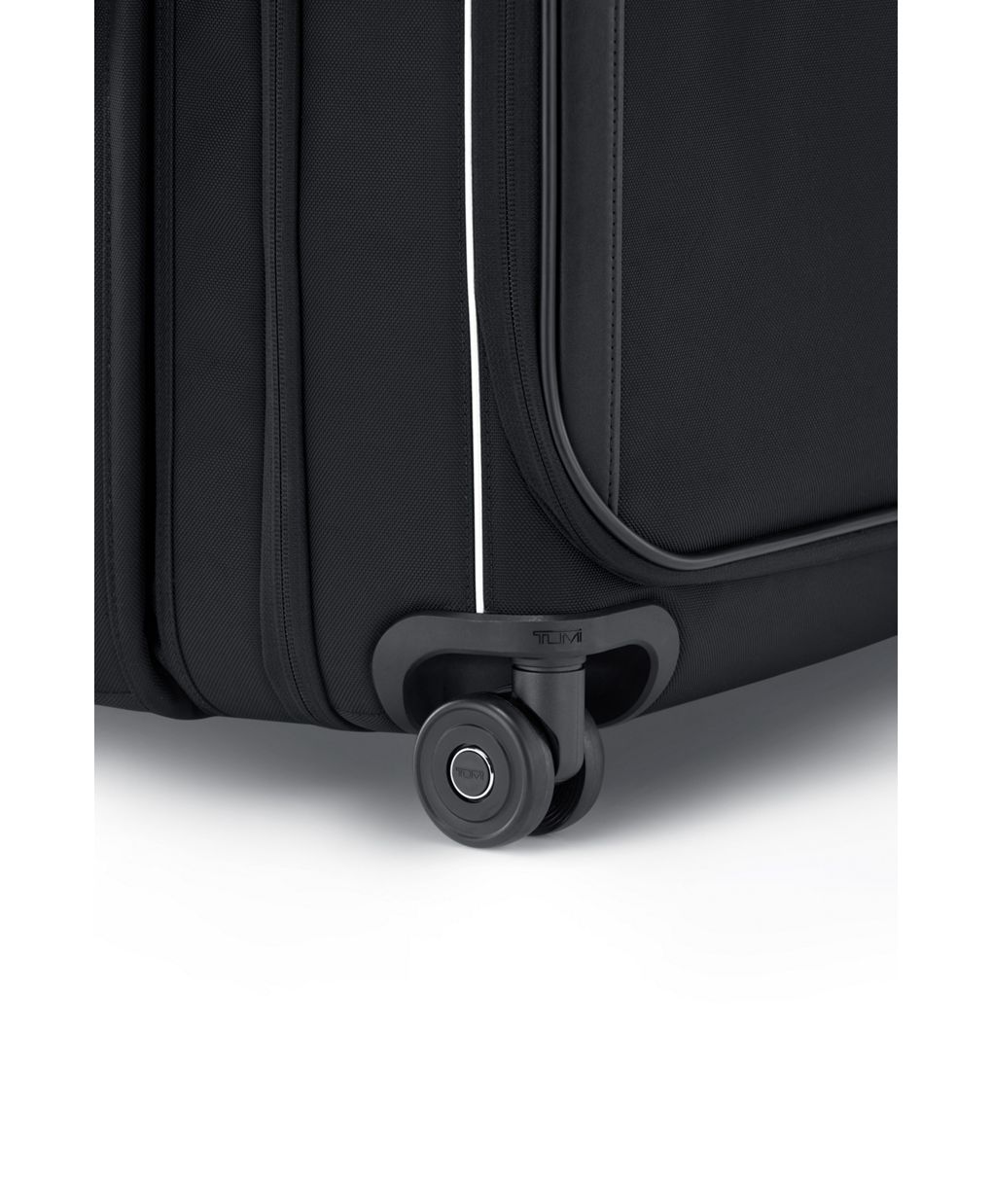 Large Dual Access Expandable Checked | Tumi US