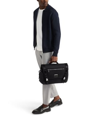 Roadstead Messenger product image three