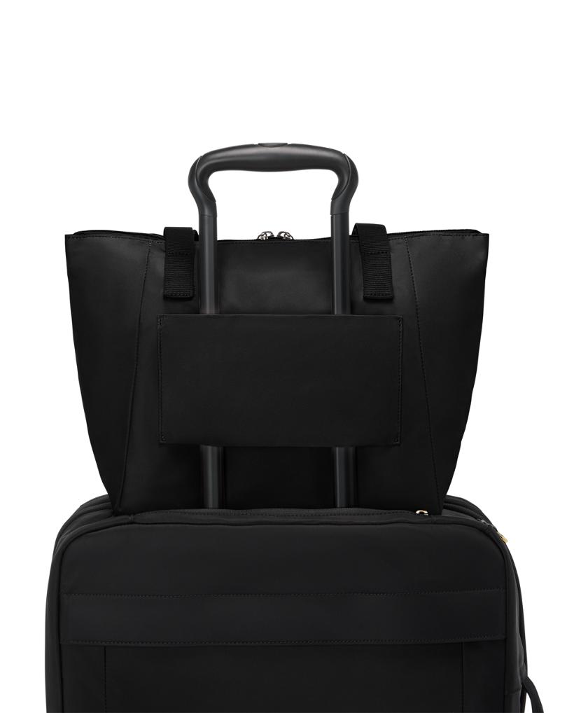 TUMI トゥミ ガーメントバッグ 22133D4 ブラック 中古・古着通販】TUMI (トゥミ) ガーメントバッグ｜ブランド・古着通販