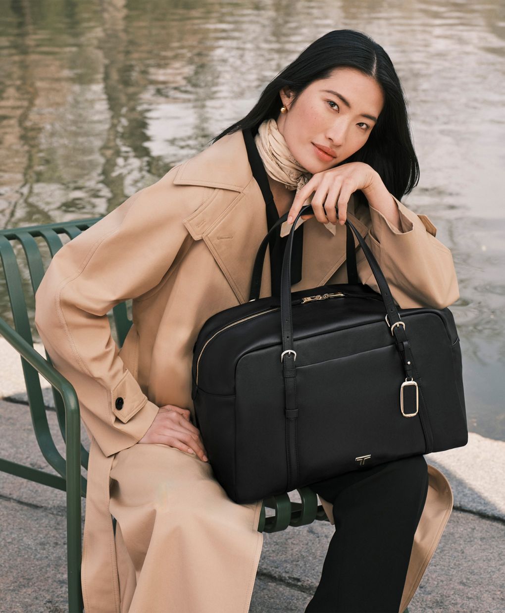 TUMI オーバーナイトバック ALPHA BRAVO 「ナイト」スリング ブラック｜TUMI(トゥミ)公式サイト | TUMI