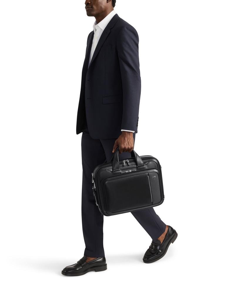 Arrivé Has Arrived | Tumi US