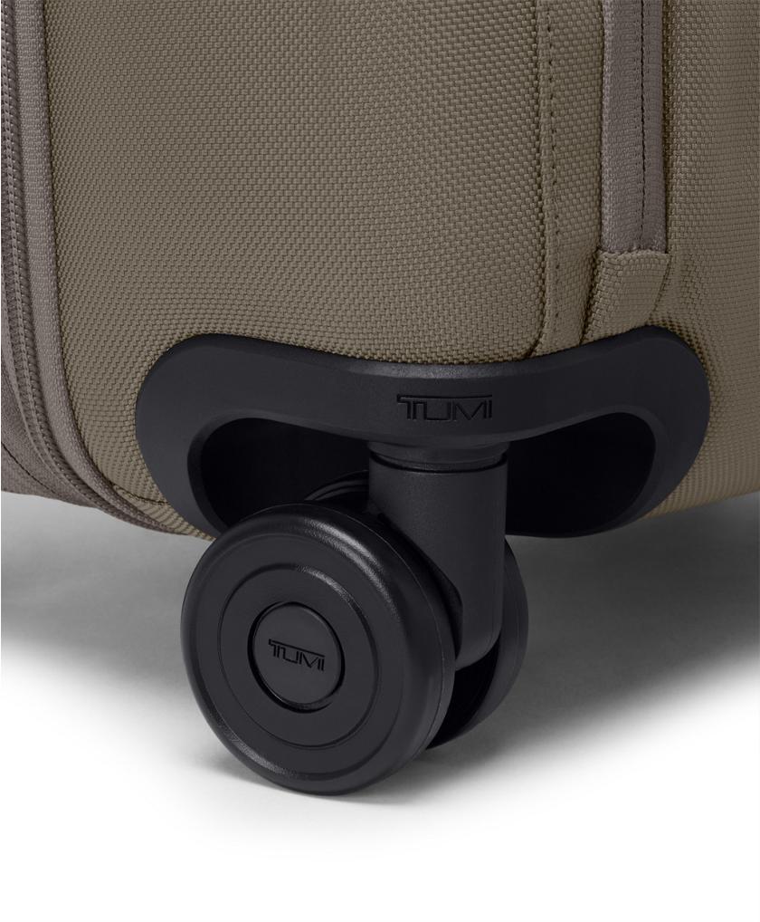 Large Dual Access Expandable Carry-On