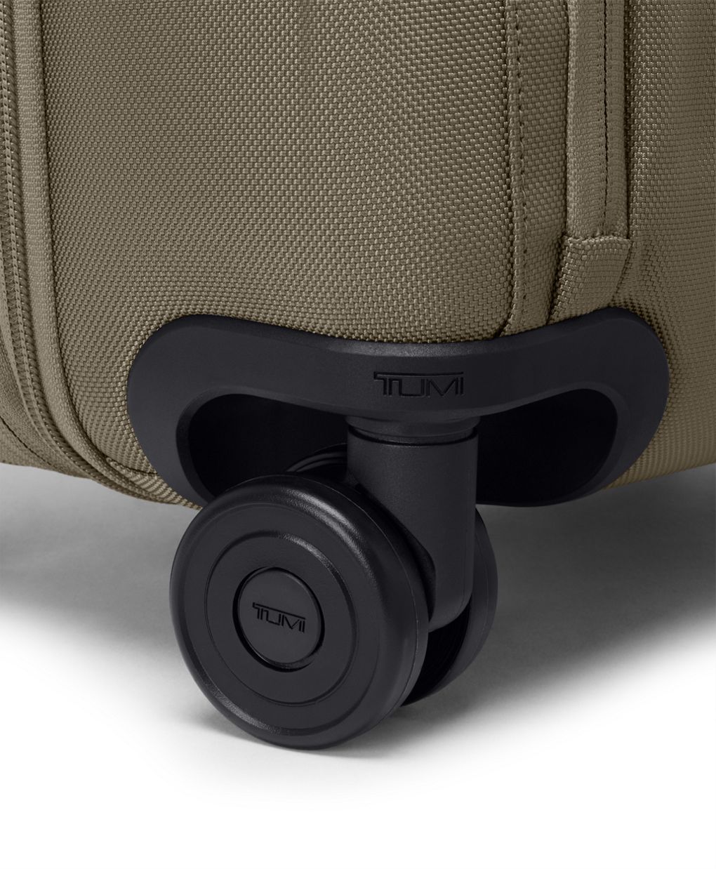 cozy TUMI for wjk バッグ TUMI for wjk 「Men'sJOKER」 7月号に掲載されました | HardiVague