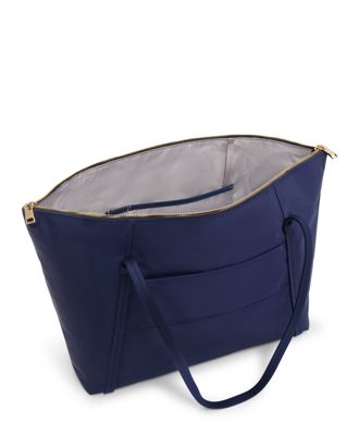 Q Tote product image five