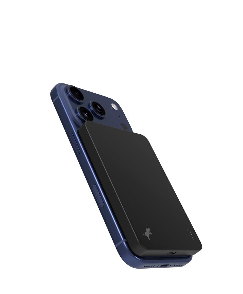 Tech Travel Cases: Phones, Laptops, & Tablets | Tumi US