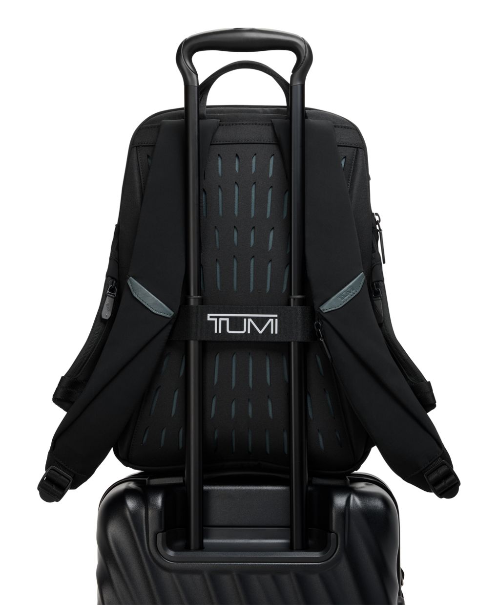 TUMI スリムビジネスバッグ リュック26182D2E Medium Backpack 20L | Tumi US