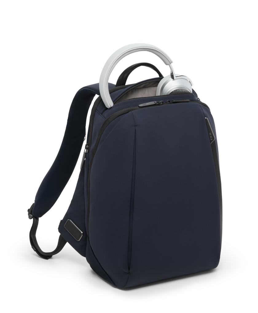 Medium Backpack 20L