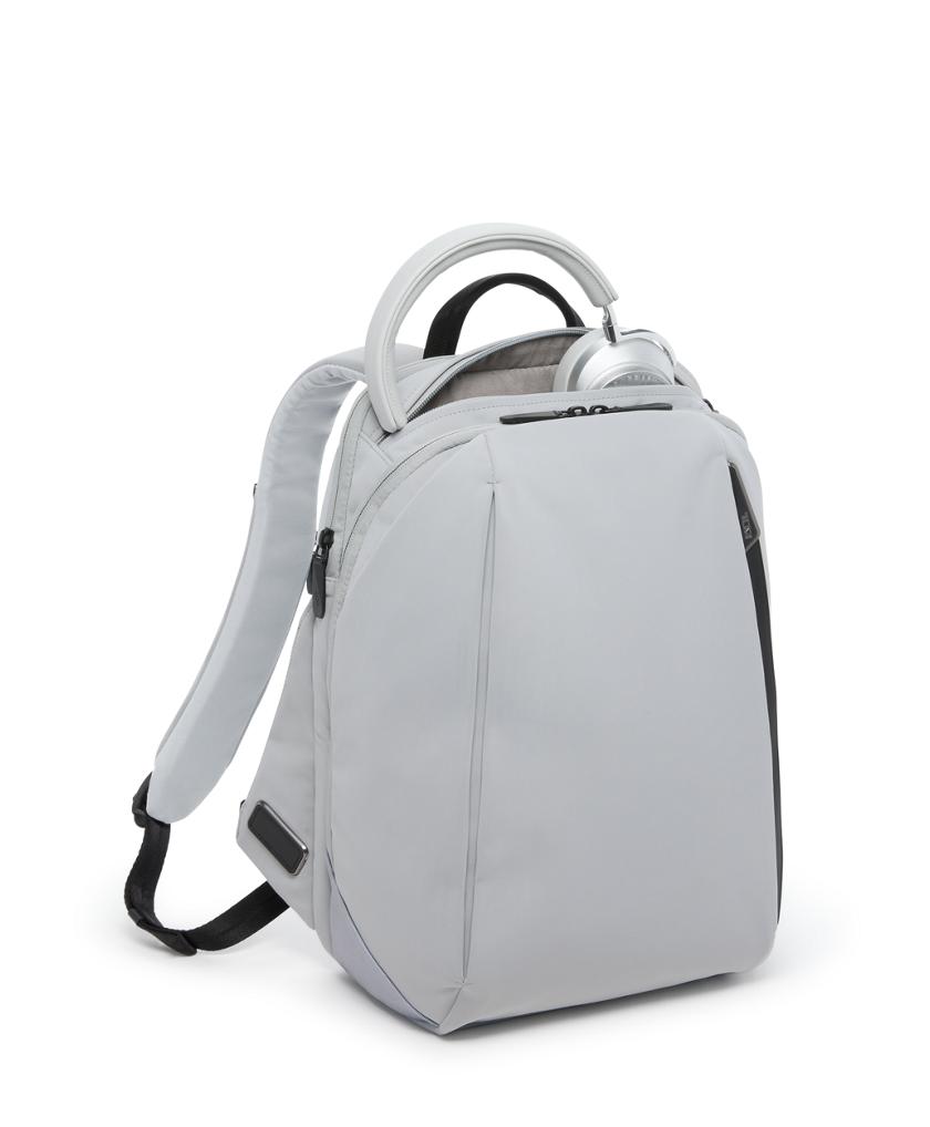 Medium Backpack 20L