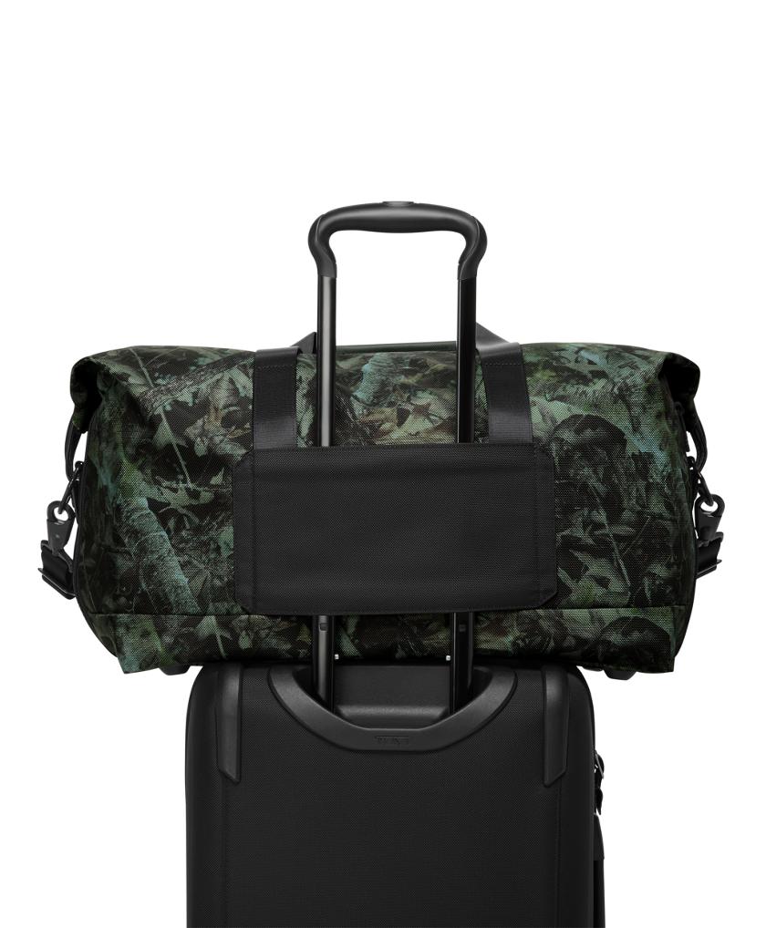 Shop All Green Bags: Work, Travel & Everyday Green Bags | Tumi US