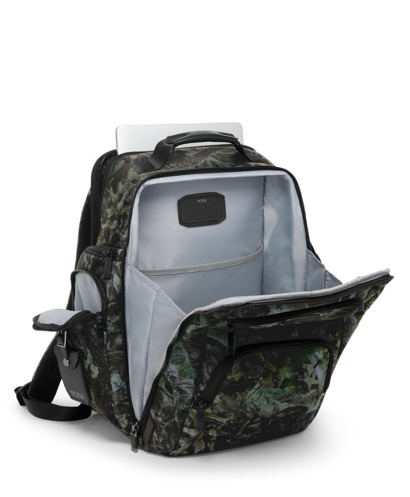Green Backpacks for Work, Travel, & Everyday Use | Tumi US