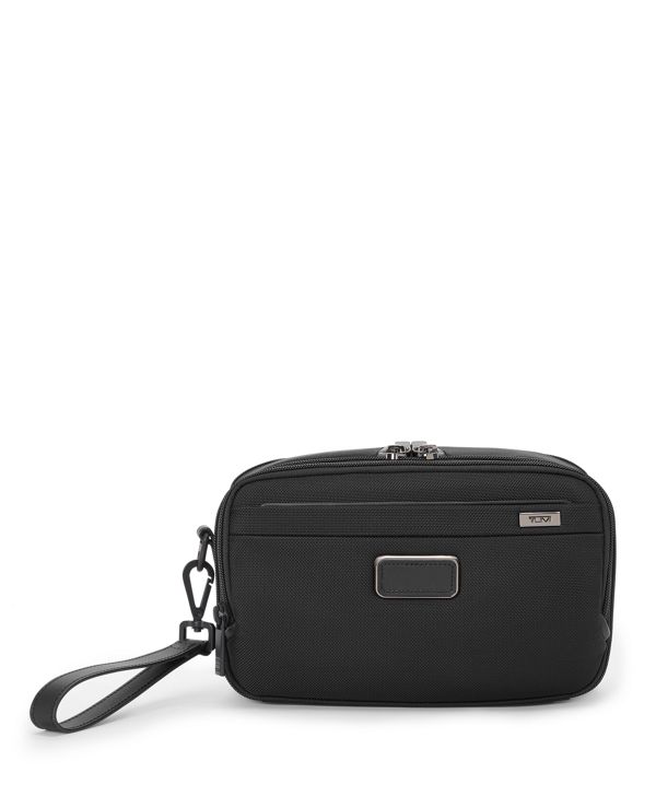 Clutch | Tumi US