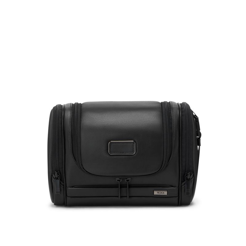 Hanging Travel Kit