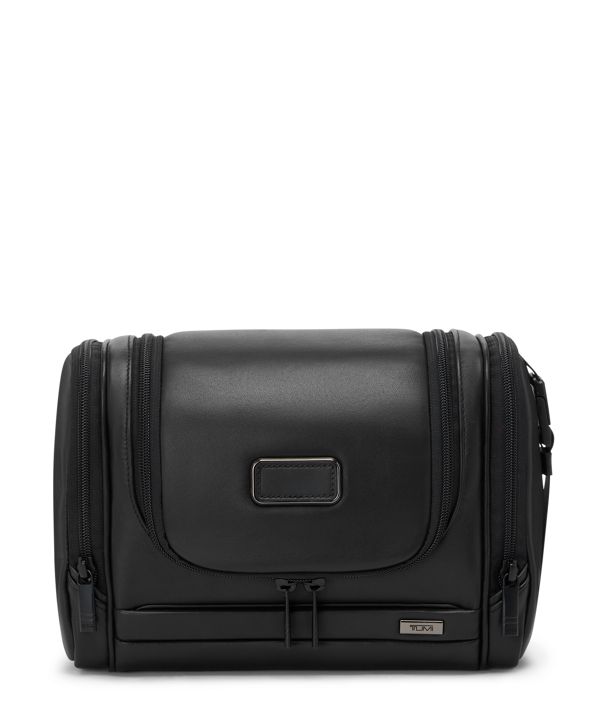 Hanging Travel Kit | Tumi US