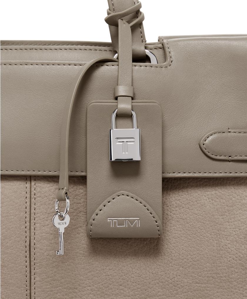 Agent Medium Tote