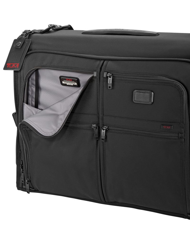 CLASSIC GARMENT BAG · 022138D2 · TUMI Centro América
