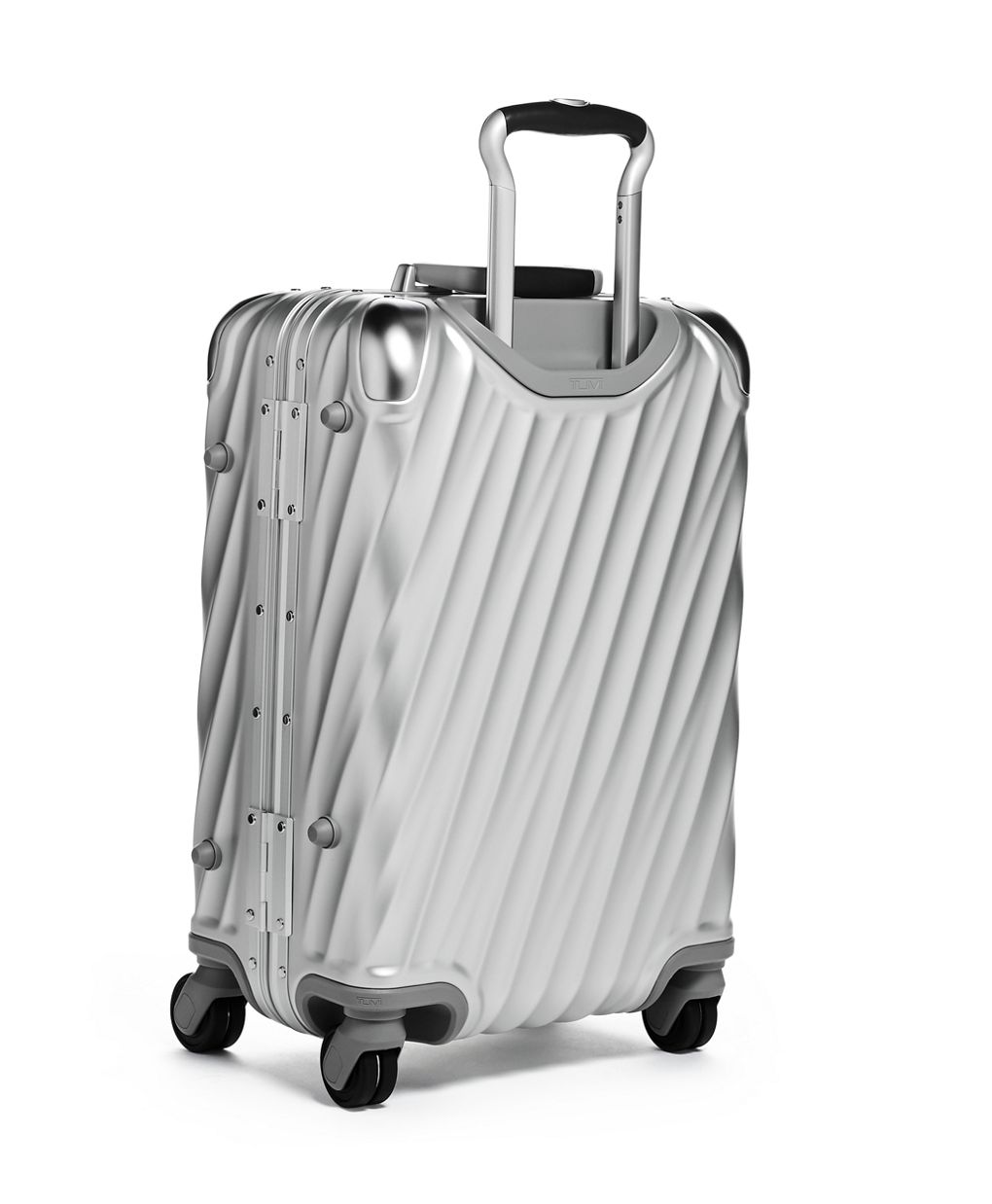 Tumi 19 cheap degree aluminum