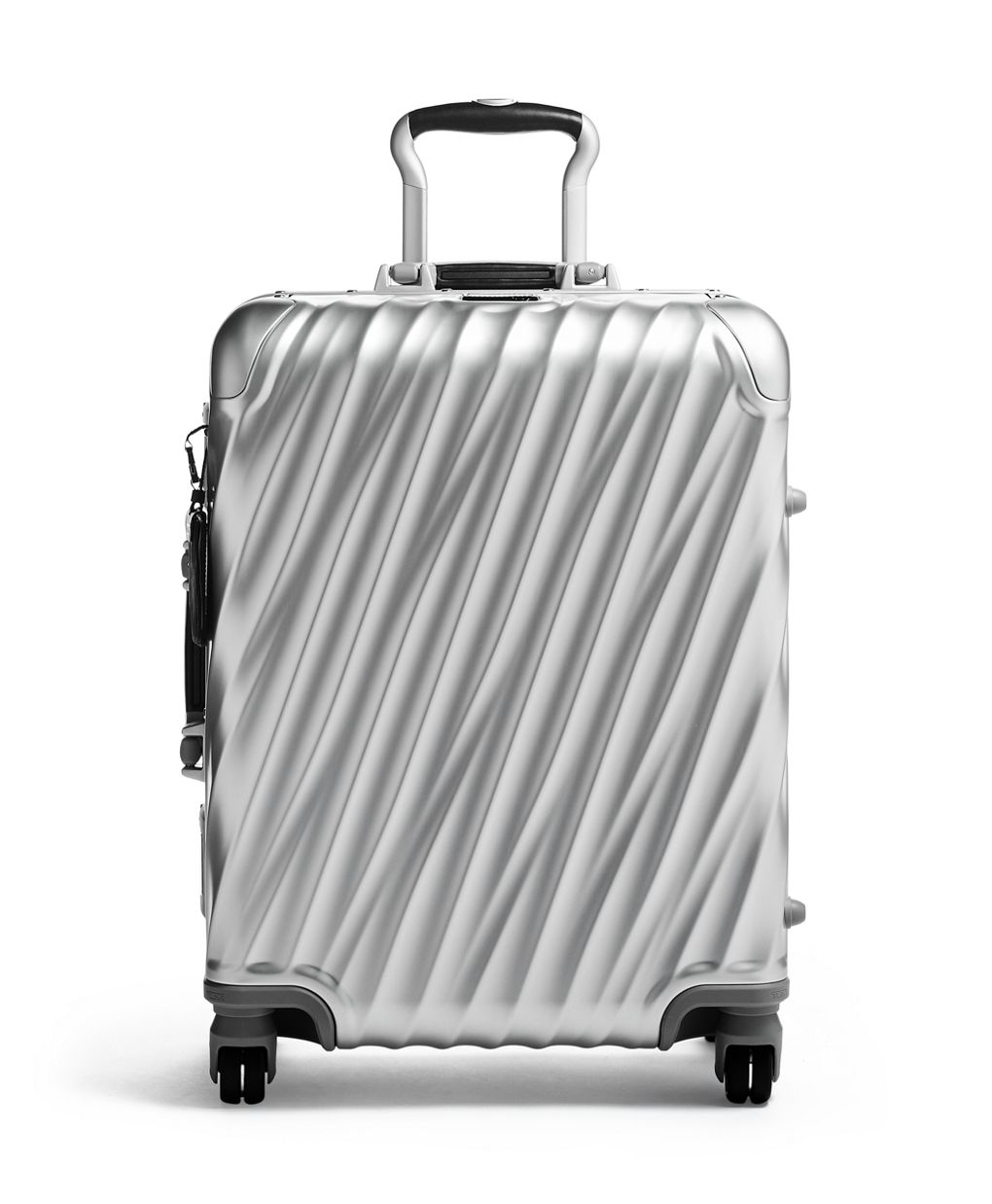 Tumi 22 inch 2025 continental carry on