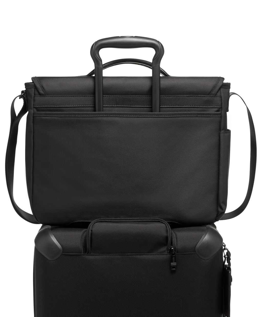 Tumi messenger hotsell alpha 2